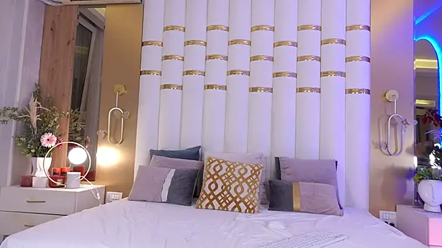 Snapshot of Sienna_Wilde chatting on March 25, 2026, 10:08 pm Sienna Wilde online show from March 25, 2026, 10:08 pm