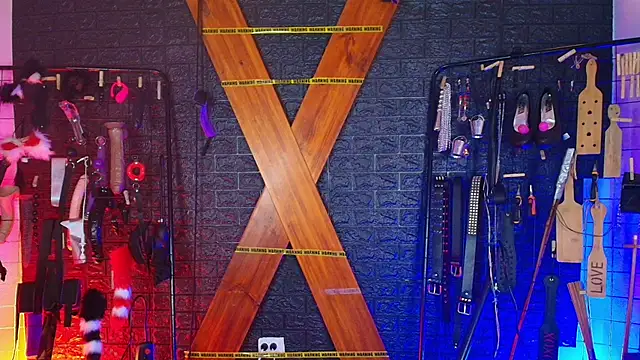 Snapshot of Mistress_lexi_bdsm chatting on April 25, 2026, 7:33 pm Mistress lexi bdsm online show from April 25, 2026, 7:33 pm