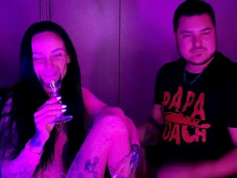 Snapshot of RavenXNoir chatting on April 3, 2026, 7:09 pm RavenXNoir online show from April 3, 2026, 7:09 pm