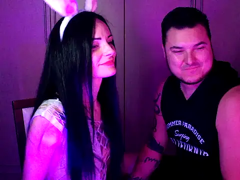 Snapshot of RavenXNoir chatting on April 5, 2026, 7:31 pm RavenXNoir online show from April 5, 2026, 7:31 pm