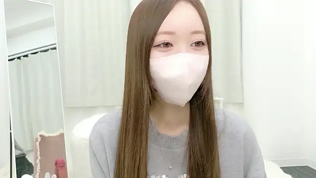 Snapshot of salachan_v chatting on March 23, 2026, 11:10 am salachan v online show from March 23, 2026, 11:10 am