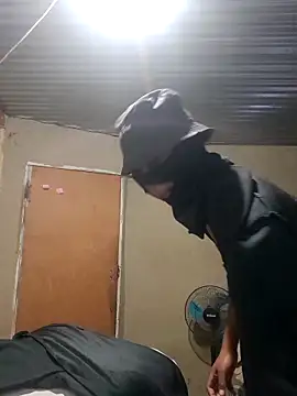 Snapshot of KeEper66 chatting on April 11, 2026, 12:51 am KeEper66 online show from April 11, 2026, 12:51 am