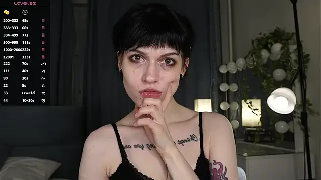RubieNibbs online show from April 21, 2026, 7:09 pm