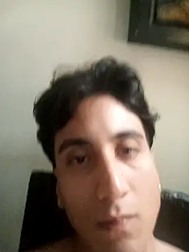 Snapshot of EsmeraldaNaim chatting on April 15, 2026, 2:43 pm EsmeraldaNaim online show from April 15, 2026, 2:43 pm