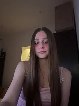 BellMeow  online show from June 12, 2026, 8:39 pm