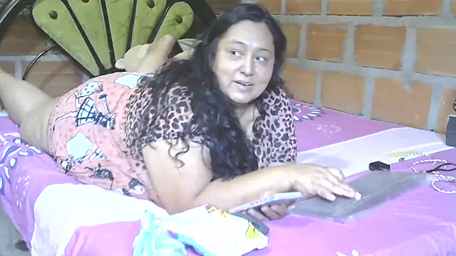 Snapshot of tistmature-69 chatting on July 14, 2026, 1:39 pm tistmature-69 online show from July 14, 2026, 1:39 pm