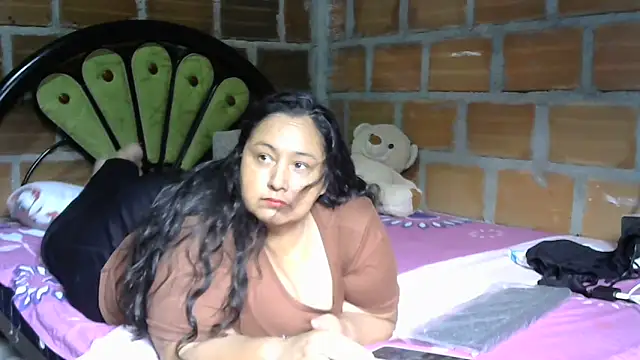 Snapshot of tistmature-69 chatting on June 19, 2026, 1:39 pm tistmature-69 online show from June 19, 2026, 1:39 pm