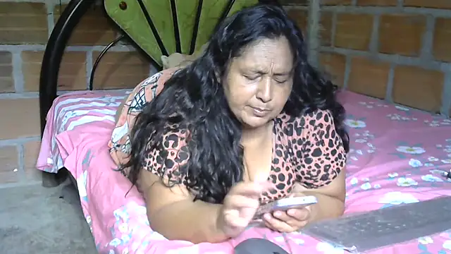 Snapshot of tistmature-69 chatting on July 6, 2026, 1:51 pm tistmature-69 online show from July 6, 2026, 1:51 pm