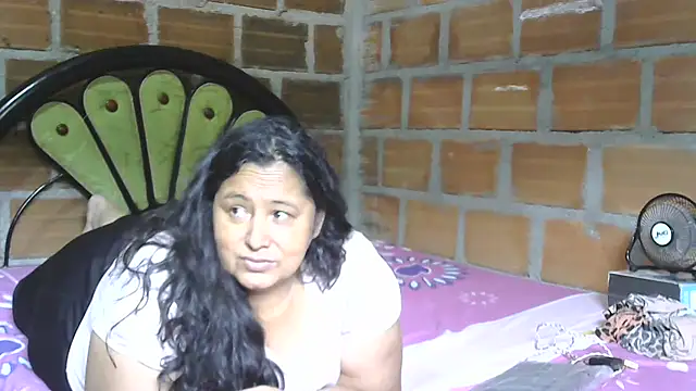 Snapshot of tistmature-69 chatting on July 31, 2026, 1:54 pm tistmature-69 online show from July 31, 2026, 1:54 pm