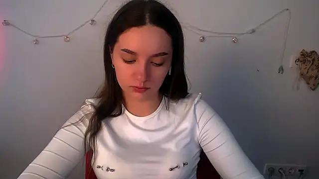 Snapshot of LiaSimss chatting on March 25, 2026, 8:46 am LiaSimss online show from March 25, 2026, 8:46 am