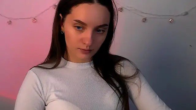 Snapshot of LiaSimss chatting on March 23, 2026, 9:53 am LiaSimss online show from March 23, 2026, 9:53 am