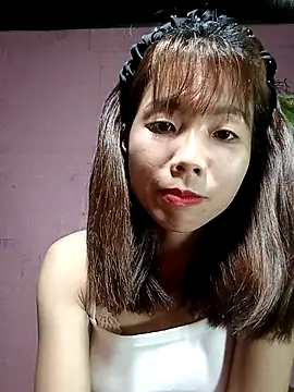 AmyLinee01 online show from March 25, 2026, 5:40 am