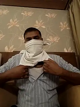 Snapshot of Daddyfuck34 chatting on March 30, 2026, 8:27 am Daddyfuck34 online show from March 30, 2026, 8:27 am