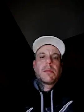StiffBulb758 online show from May 3, 2026, 9:25 am