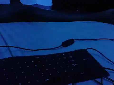 Snapshot of Tiny2453 chatting on March 21, 2026, 8:46 pm Tiny2453 online show from March 21, 2026, 8:46 pm