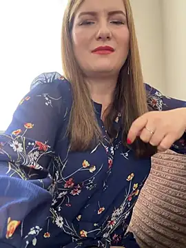 Snapshot of Susan_Wright chatting on August 9, 2026, 11:27 am Susan Wright online show from August 9, 2026, 11:27 am