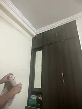 flywithkavish online show from March 29, 2026, 2:02 am