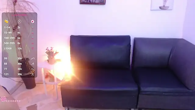 Snapshot of Nina_petitte chatting on May 5, 2026, 4:15 am Nina petitte online show from May 5, 2026, 4:15 am