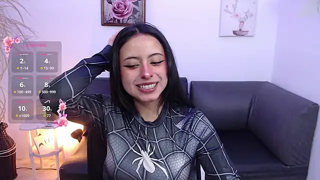 Snapshot of Nina_petitte chatting on April 3, 2026, 12:00 pm Nina petitte online show from April 3, 2026, 12:00 pm