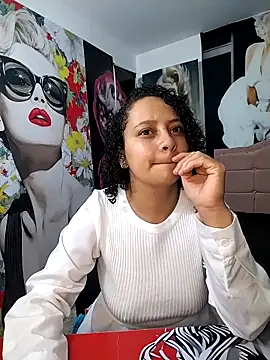 Snapshot of Sofia_Alane chatting on April 14, 2026, 9:14 am Sofia Alane online show from April 14, 2026, 9:14 am
