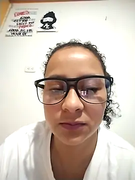 Snapshot of Sofia_Alane chatting on April 2, 2026, 9:05 am Sofia Alane online show from April 2, 2026, 9:05 am
