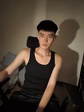 CalvinHY online show from July 30, 2026, 8:57 am