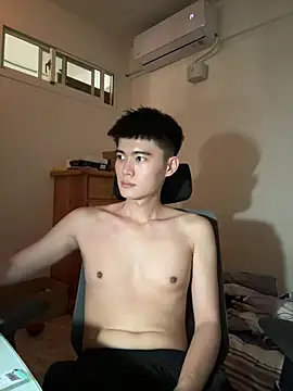 CalvinHY online show from July 13, 2026, 10:42 pm