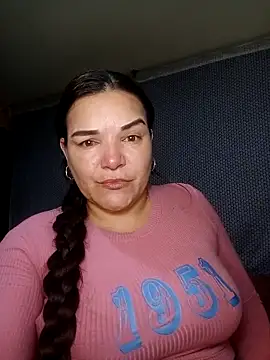 Snapshot of Zuleyka_69 chatting on April 8, 2026, 10:06 am Zuleyka 69 online show from April 8, 2026, 10:06 am