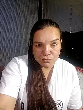 Snapshot of Zuleyka_69 chatting on April 16, 2026, 9:04 pm Zuleyka 69 online show from April 16, 2026, 9:04 pm