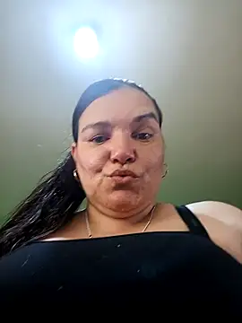 Snapshot of Zuleyka_69 chatting on May 4, 2026, 9:39 pm Zuleyka 69 online show from May 4, 2026, 9:39 pm