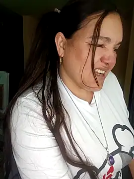 Snapshot of Zuleyka_69 chatting on May 6, 2026, 10:19 am Zuleyka 69 online show from May 6, 2026, 10:19 am