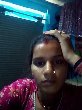 Raveena0990 online show from May 20, 2026, 2:30 am