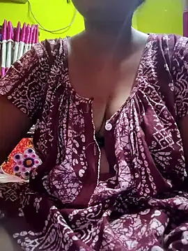 itz-priya online show from April 2, 2026, 9:32 pm