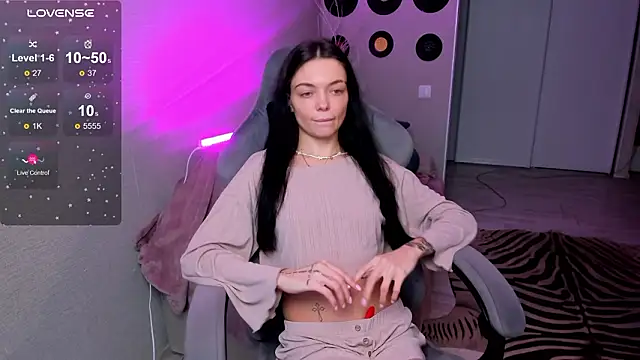 Snapshot of SweetMary_adam chatting on March 29, 2026, 2:41 pm SweetMary adam online show from March 29, 2026, 2:41 pm