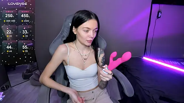 Snapshot of SweetMary_adam chatting on April 11, 2026, 5:38 pm SweetMary adam online show from April 11, 2026, 5:38 pm