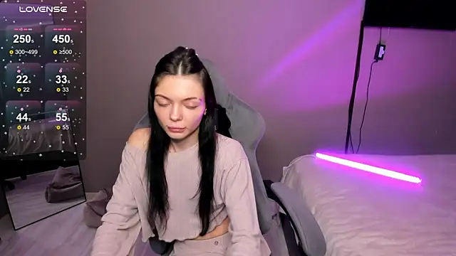 Snapshot of SweetMary_adam chatting on April 1, 2026, 2:25 pm SweetMary adam online show from April 1, 2026, 2:25 pm