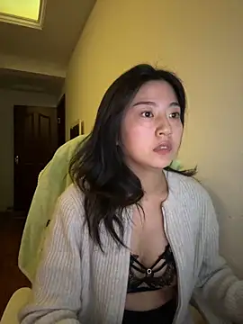 Olivia PINK0322 online show from May 2, 2026, 12:32 pm