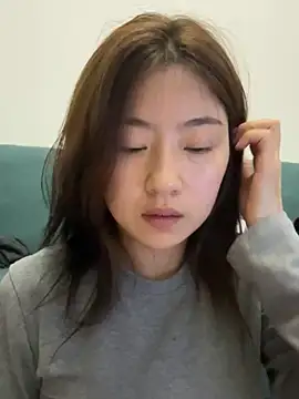 Olivia PINK0322 online show from May 5, 2026, 12:08 pm