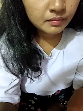 Tridha 2 online show from April 6, 2026, 8:10 pm