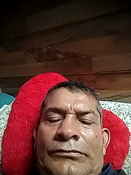 Snapshot of luving75 chatting on March 22, 2026, 4:08 pm luving75 online show from March 22, 2026, 4:08 pm