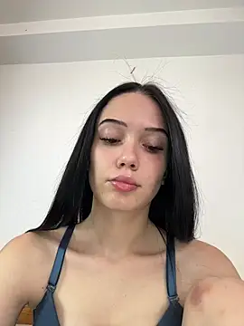 Snapshot of icedrosemarye chatting on June 26, 2026, 1:39 pm icedrosemarye online show from June 26, 2026, 1:39 pm