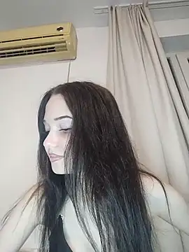 Snapshot of icedrosemarye chatting on June 3, 2026, 7:40 pm icedrosemarye online show from June 3, 2026, 7:40 pm