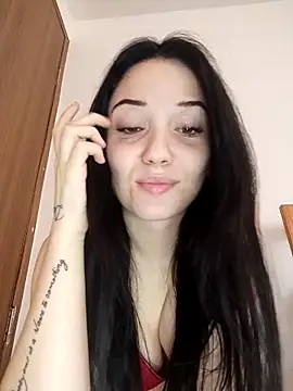 Snapshot of icedrosemarye chatting on April 10, 2026, 8:43 am icedrosemarye online show from April 10, 2026, 8:43 am