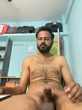 Wildlovee online show from June 25, 2026, 5:05 am