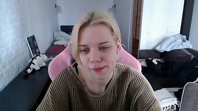 Snapshot of TenderChloe chatting on April 5, 2026, 8:54 am TenderChloe online show from April 5, 2026, 8:54 am