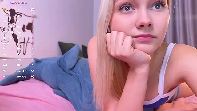 Snapshot of Dallass_ss chatting on April 25, 2026, 4:48 pm Dallass ss online show from April 25, 2026, 4:48 pm