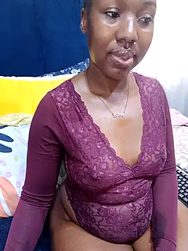 Candylips22 online show from July 10, 2026, 11:32 am