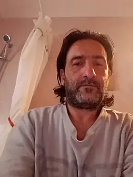 Snapshot of DanTrov79 chatting on May 4, 2026, 8:28 am DanTrov79 online show from May 4, 2026, 8:28 am