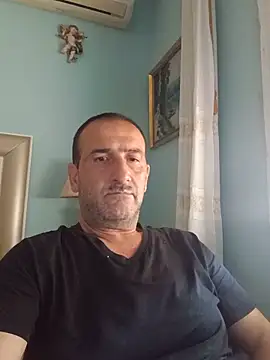 Snapshot of DanTrov79 chatting on May 15, 2026, 8:34 am DanTrov79 online show from May 15, 2026, 8:34 am
