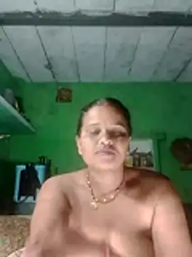 Shivani09900 online show from July 8, 2026, 8:53 pm